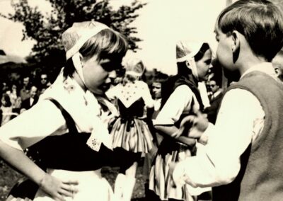 Ein altes Schwarz-Weiß-Bild.